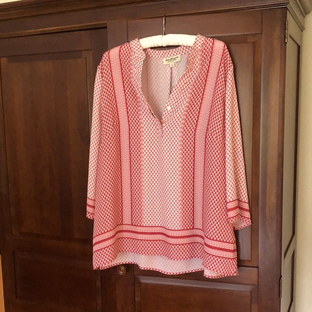 Norm Thompson polyester rich rust three quarter sleeve top.  New without tags